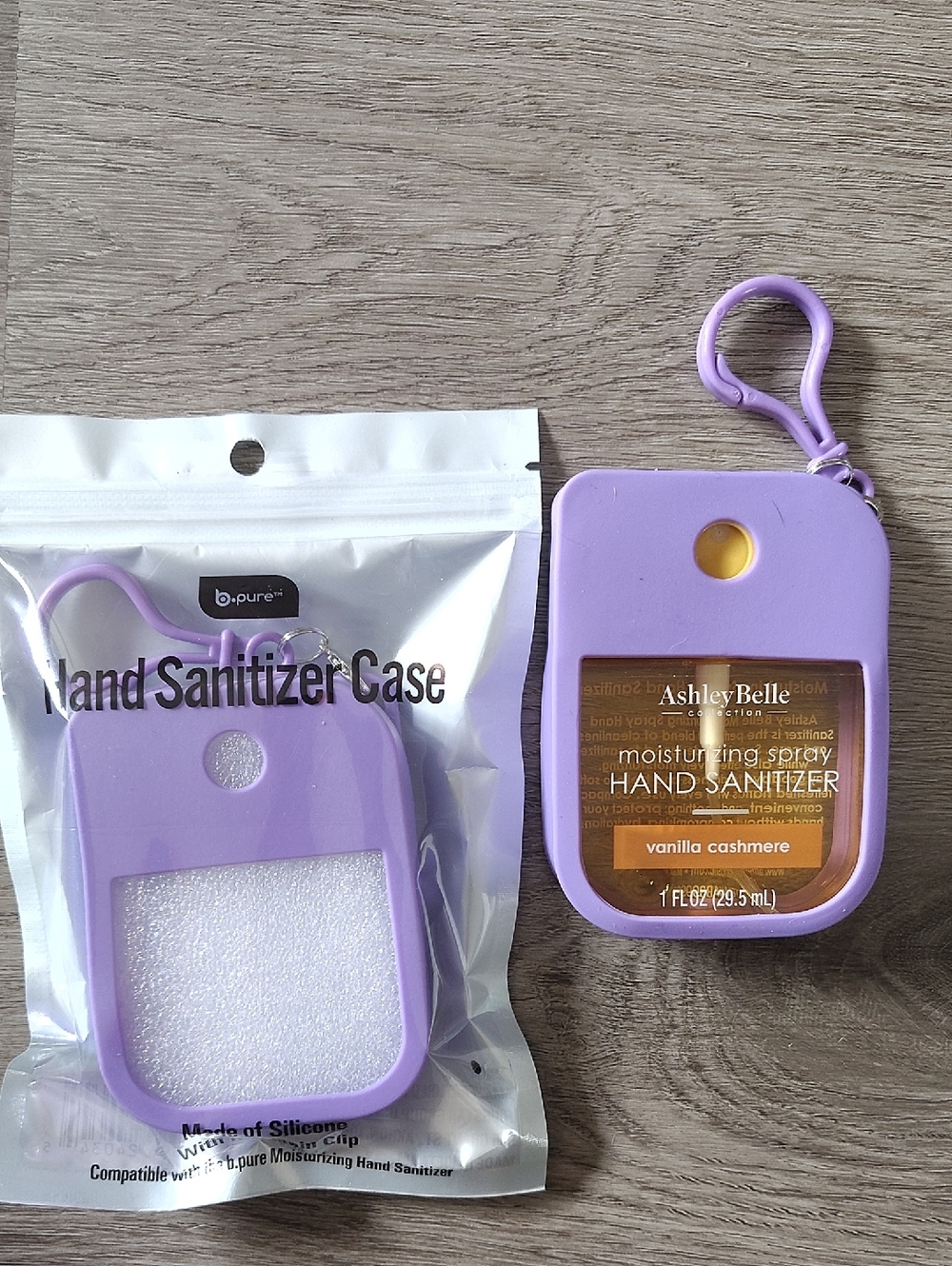 3/$10🆕Hand Sanitizer Case with Clip-Purple